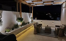 Ina'S Apartments